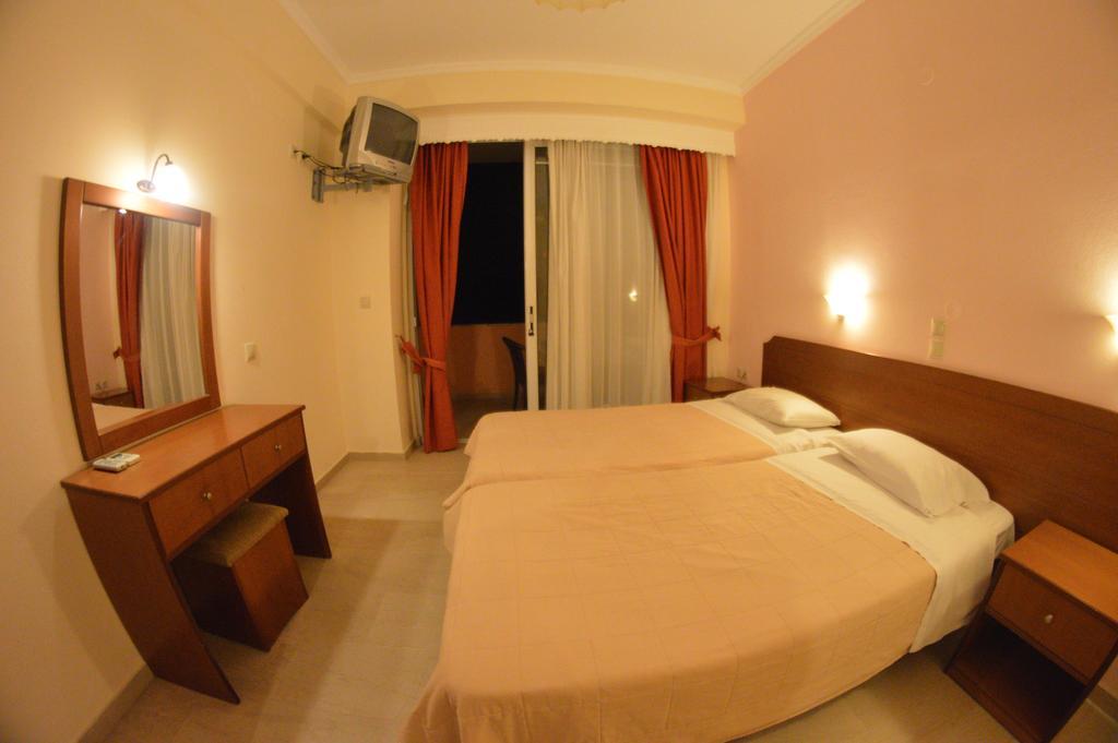 Lido Sofia Holidays อากิออส กอร์ดิออส ภายนอก รูปภาพ